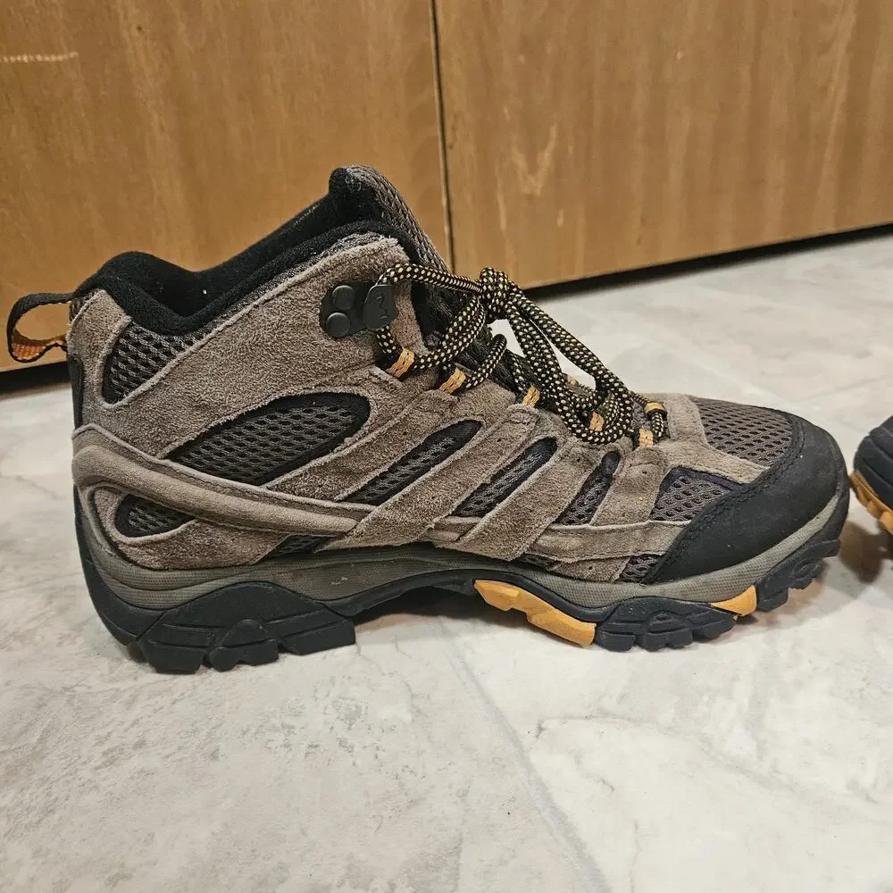 Merrell Moab 2 Mid Vent Men 7.5 Walnut Brown Hiking Boots Vibram Shoes J06045